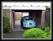 100_4023 * Hier zal het kevertje de komende tijd moeten doorbrengen * 2304 x 1728 * (982KB)
